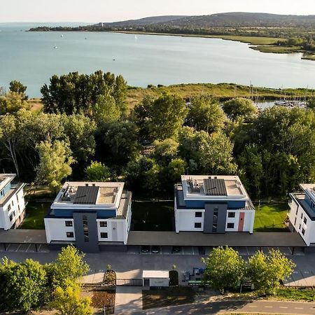 Fuzliget2- Skiff Balatonfůzfő Dış mekan fotoğraf